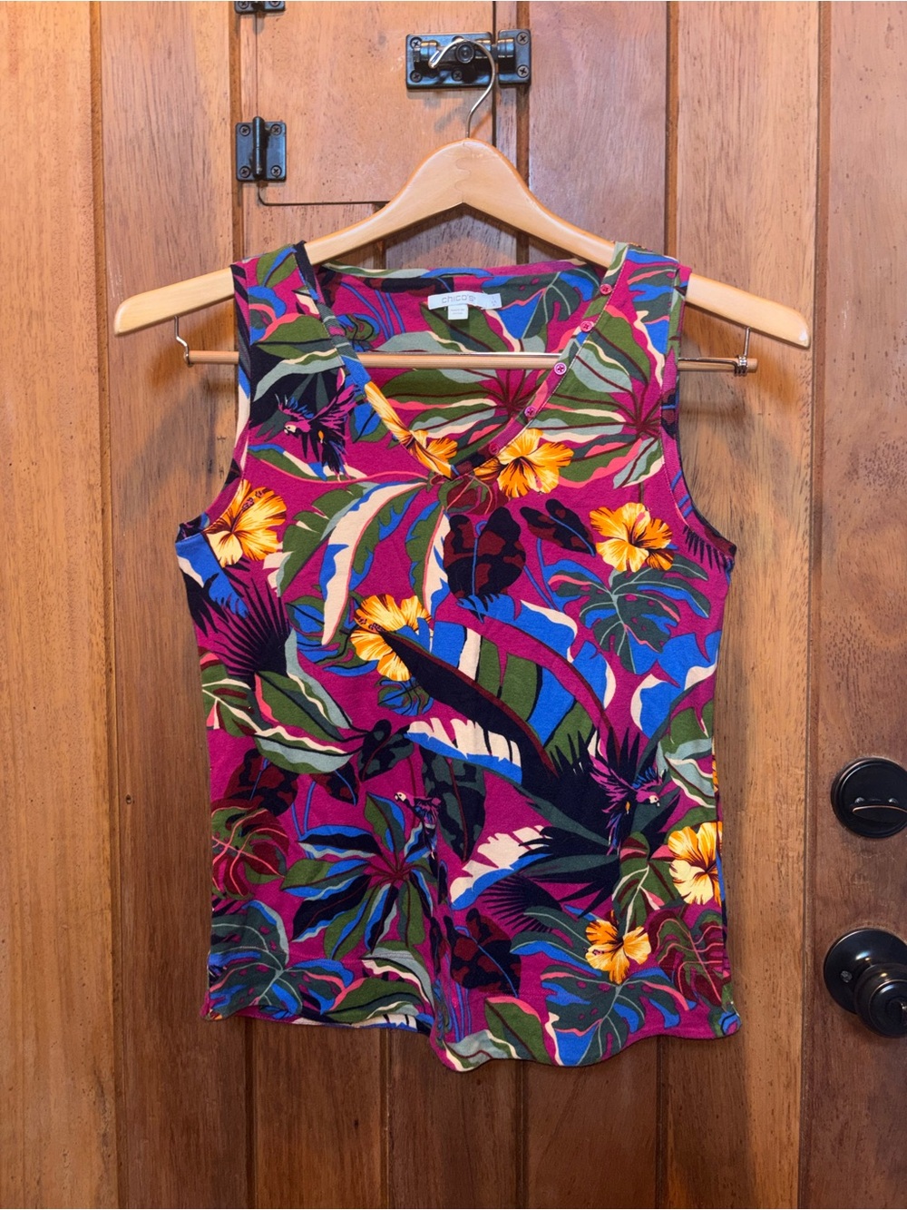 Chico’s Tropical Fall Floral Sleeveless Tank Top - Wine Multicolor With Parrot